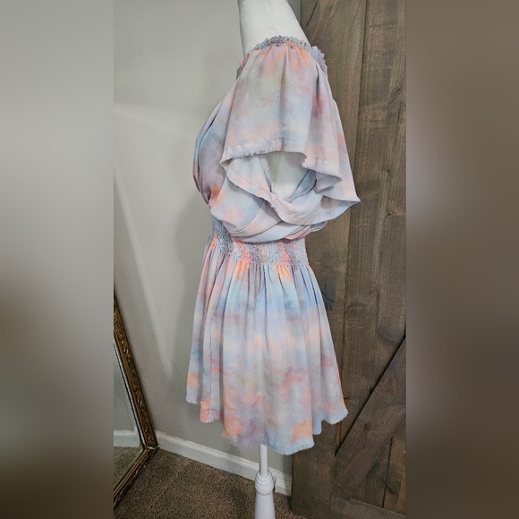 SKYLAR + MADISON Pastel Watercolor Chiffon One Shoulder Mini Dress. Blue/pink. M - Picture 11 of 14